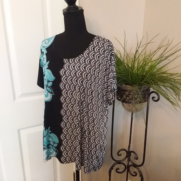 Chico's Ladies Tunic Top - Picture 3 of 7